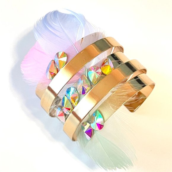 Bangle with Swarovski Crystals Gold Plated by Patricia Adelson - Picture 2 of 4